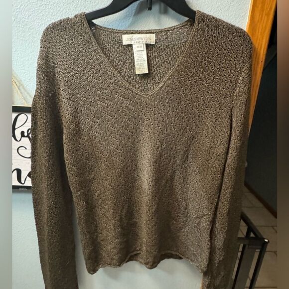 Jones New York Vneck Cut Rayon Knit Sweater Size Women's Medium - Picture 5 of 10